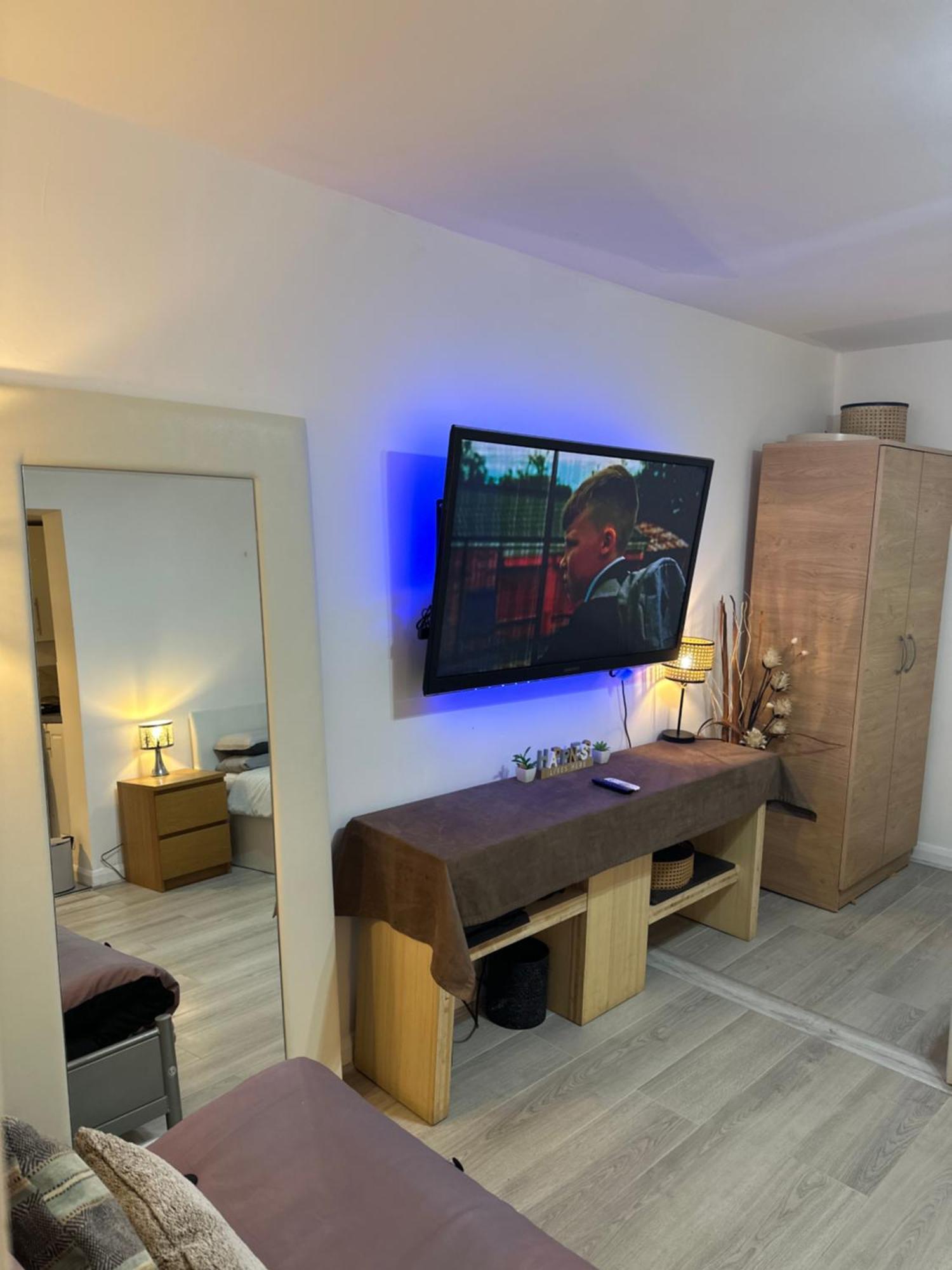 Stylish Studio Flat - Watford Junction - Harry Potter Zewnętrze zdjęcie