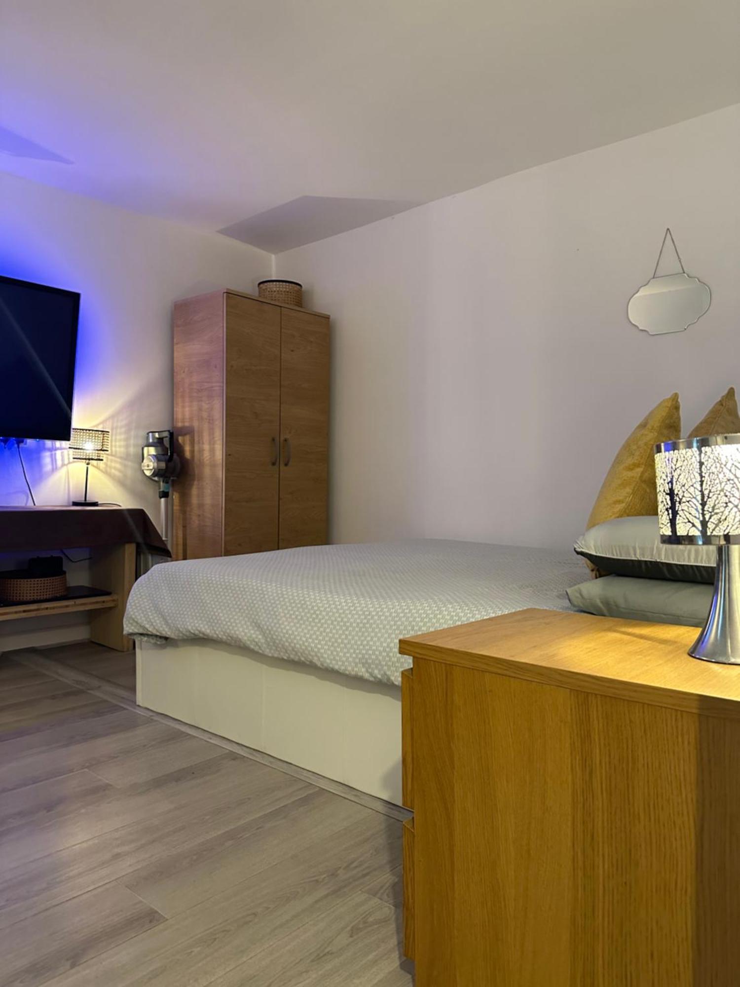 Stylish Studio Flat - Watford Junction - Harry Potter Zewnętrze zdjęcie